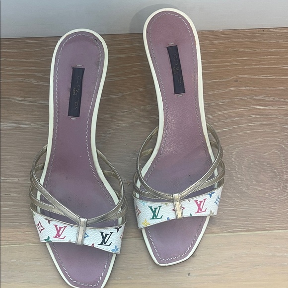 Louis Vuitton White Heels with Gold Straps - Picture 8 of 10